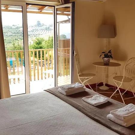 Quinta Do Outono Фермерский дом Армамар